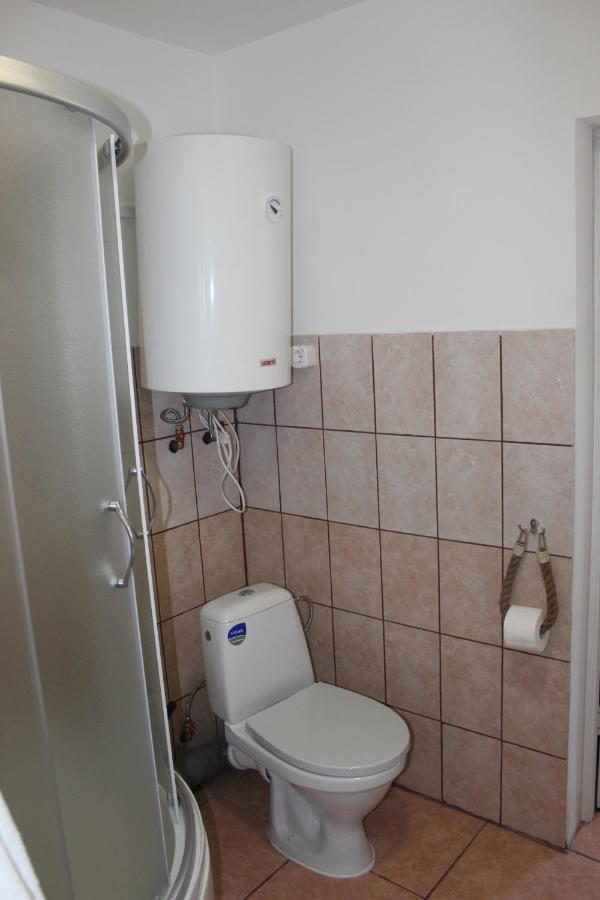 White Box Apartment Лиепая Экстерьер фото